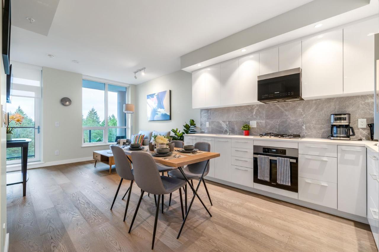 Modern Comfort At Ubc: 1Br Condo Near Campus Vancouver Exterior foto